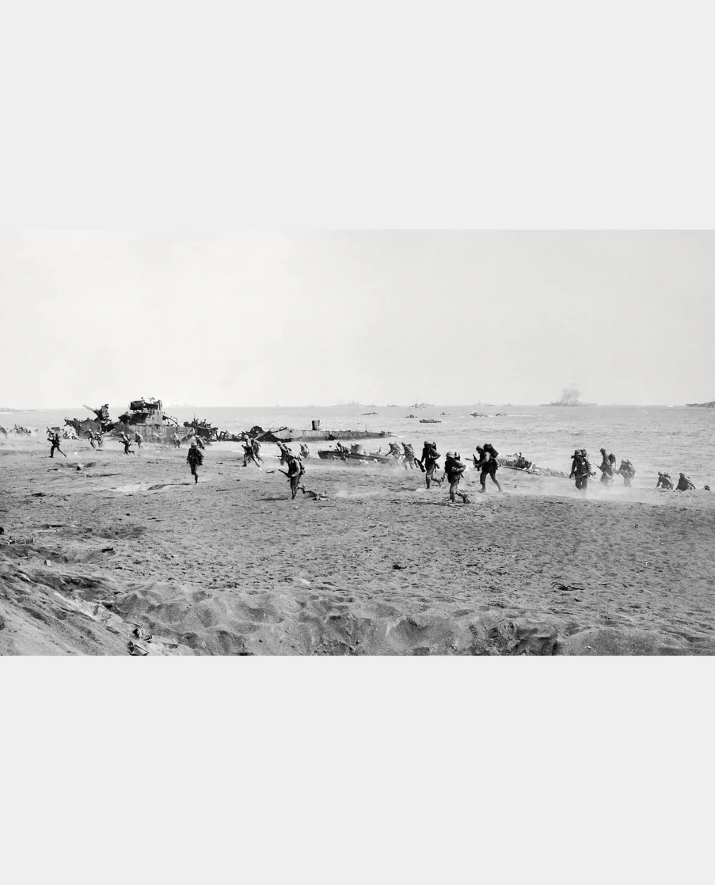1945 - A Visual History - Image 3
