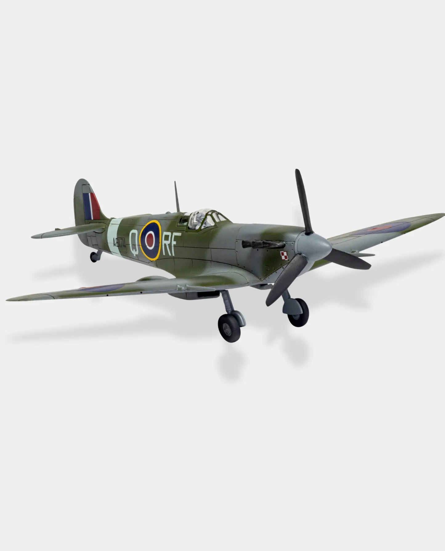 Airfix Supermarine Spitfire MkVc Starter Set - Image 4