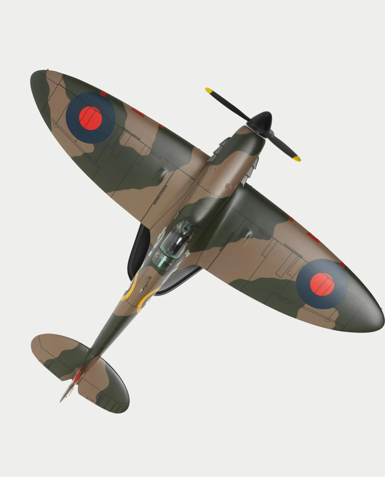 IWM Spitfire Mk1a N3200 Model - Image 10