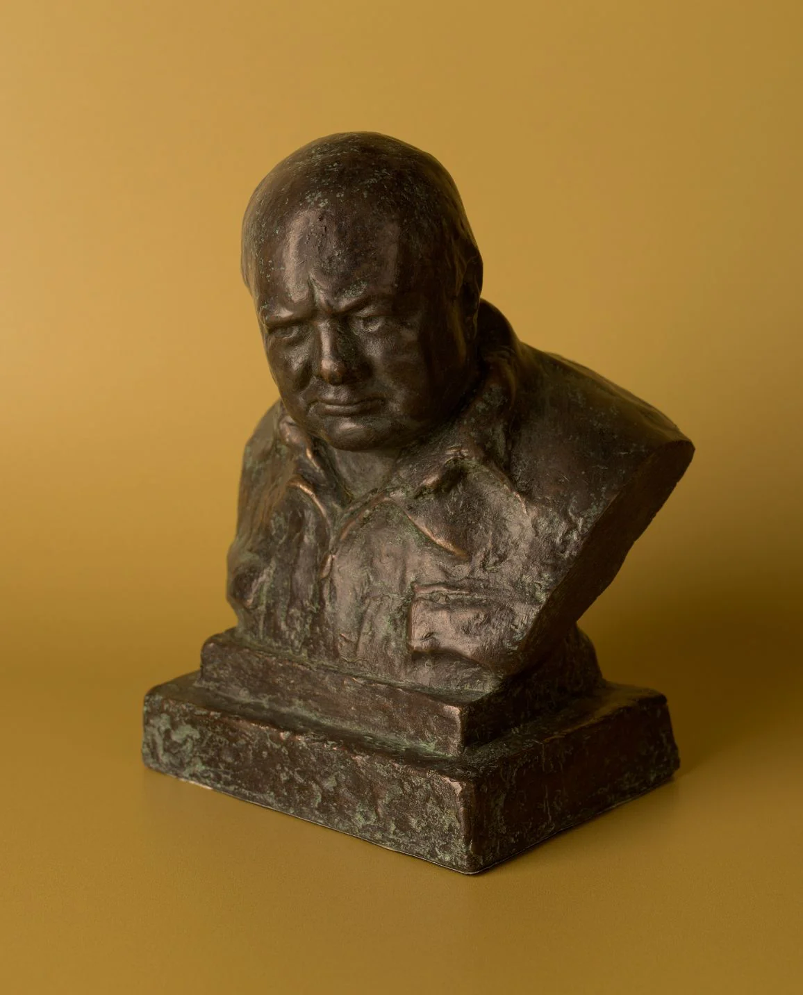 Nemon Siren Suit Bronze Churchill Bust - Image 4